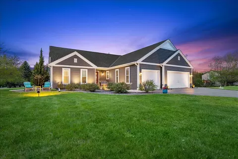 1990 Hummingbird, Jackson, WI 53037