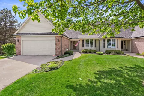 625 S Stonehedge #A, Brookfield, WI 53045