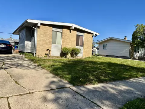 1868 19th, Kenosha, WI 53140