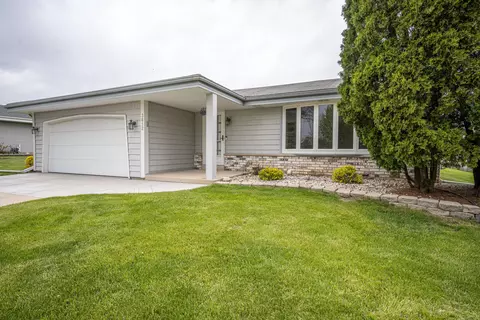3812 W Jodi, Franklin, WI 53132