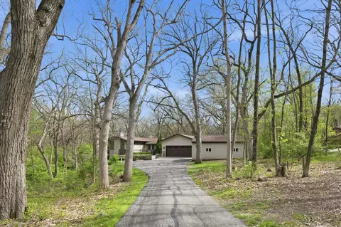 2028 Hillside, Delafield, WI 53018