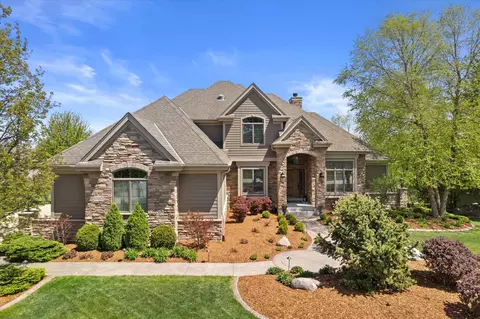 6140 S Conservancy, New Berlin, WI 53151
