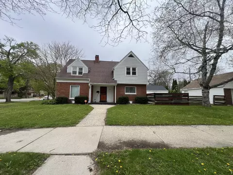 3806 W Hope, Milwaukee, WI 53216