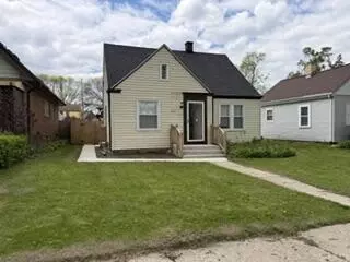 3901 N 37th, Milwaukee, WI 53216