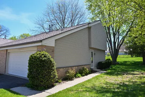 7365 S Delaine, Oak Creek, WI 53154