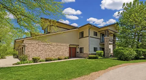 500 W Bender #74, Glendale, WI 53217