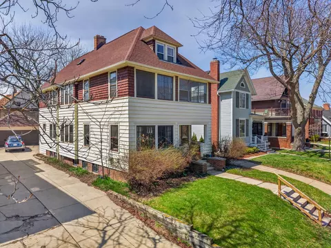 3313 N N Smt #3315, Milwaukee, WI 53211