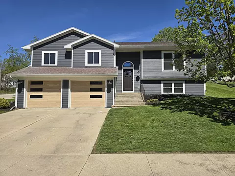 478 Park, Burlington, WI 53105