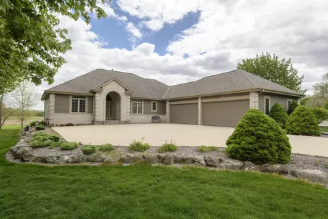s103w22145 Kelsey, Big Bend, WI 53103