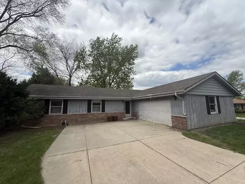7245 S 35th, Franklin, WI 53132