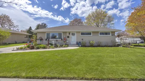 3718 S 12th, Sheboygan, WI 53081