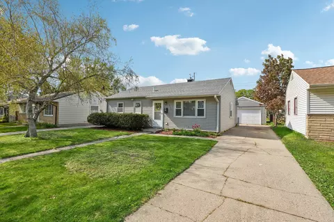 6532 W Euclid, Milwaukee, WI 53219