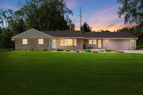 12610 W St Mary S, New Berlin, WI 53151