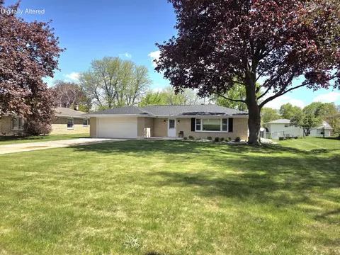 2532 S Seymour, West Allis, WI 53227