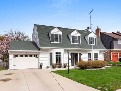 845 N 5th, Manitowoc, WI 54220