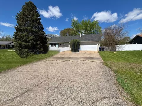 711 E Jonquil, Beloit, WI 53511