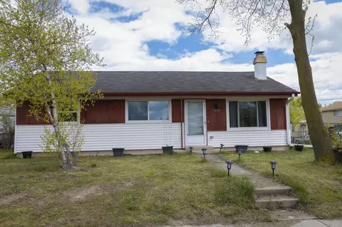5874 S Marilyn, Milwaukee, WI 53221