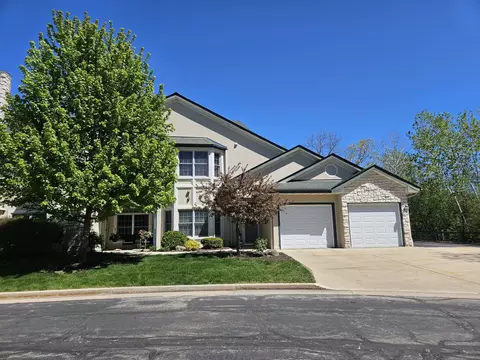 10210 W Deerwood, Franklin, WI 53132