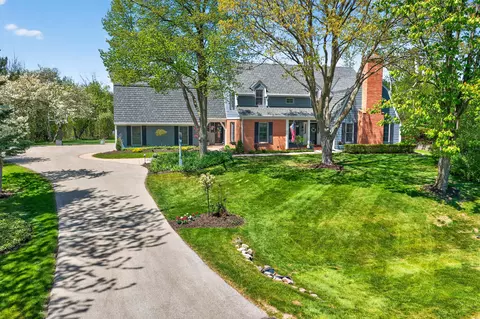 10235 N Range Line, Mequon, WI 53092