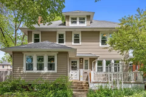1502 S 80th, West Allis, WI 53214