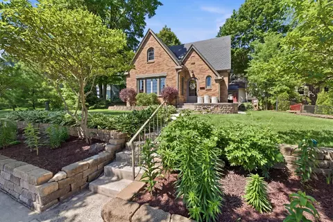 716 S 6th, West Bend, WI 53095