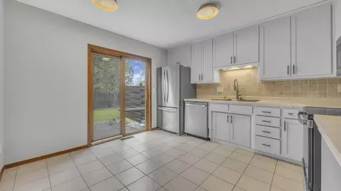 Kitchen - 819 S Westhaven #C, Appleton, WI 54914 photo 3 of 3