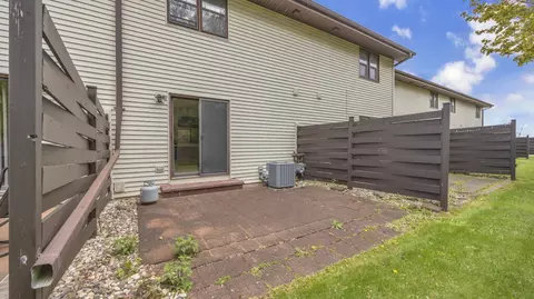 Other - 819 S Westhaven #C, Appleton, WI 54914 photo 4 of 6