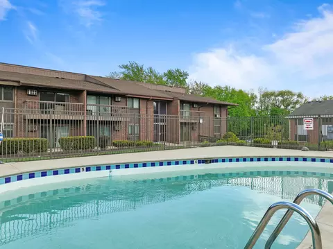 1270 Wisconsin #211, Lake Geneva, WI 53147