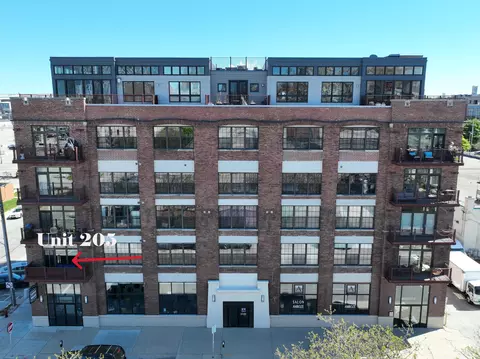 525 E Chicago #205, Milwaukee, WI 53202