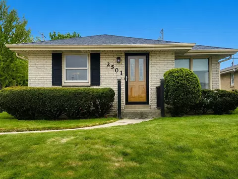 2501 W Layton, Milwaukee, WI 53221
