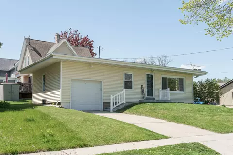 618 N Water, Watertown, WI 53098