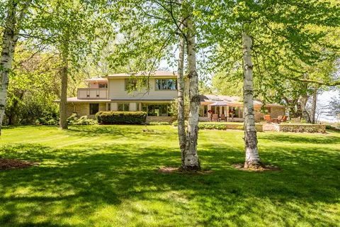 9740 N Riverside, Mequon, WI 53092