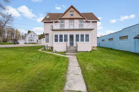 211 E Main, Mishicot, WI 54228