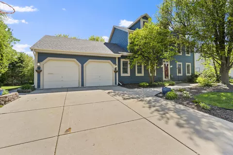 n60w24659 Rocky Holw, Sussex, WI 53089