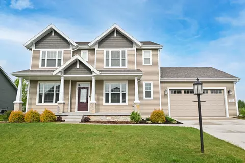 w201n5523 Magnolia, Menomonee Falls, WI 53051