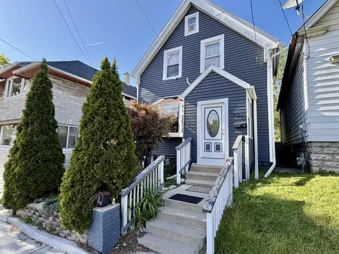 3200 W Pierce, Milwaukee, WI 53215