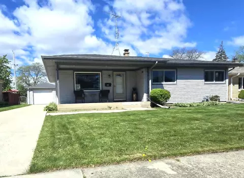 1930 Saturn, Racine, WI 53404