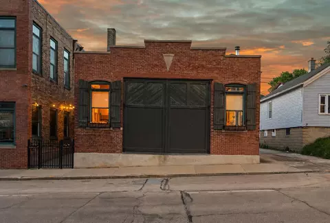 314 E Lincoln #11, Milwaukee, WI 53207