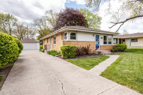 4123 N 95th, Wauwatosa, WI 53222