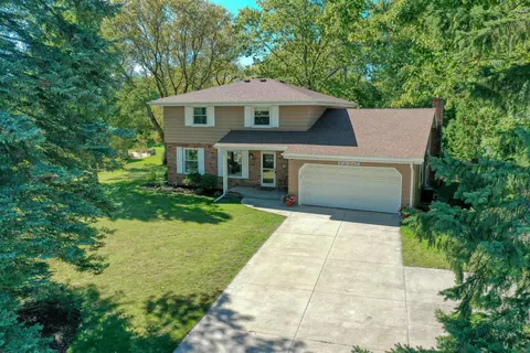 w141n5429 Van Buren, Menomonee Falls, WI 53051