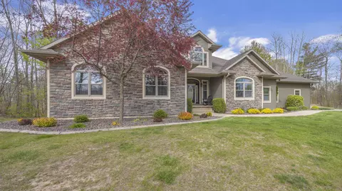 n3480 Red Oak Drive, Osceola, WI 53010