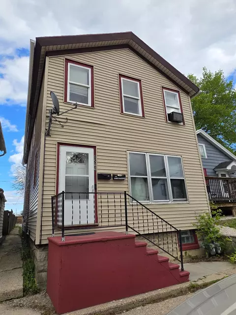 1544 S 2nd, Milwaukee, WI 53204