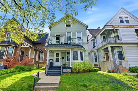 1671 N Marshall, Milwaukee, WI 53202