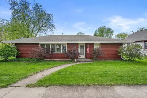 916 S Grand, Waukesha, WI 53186