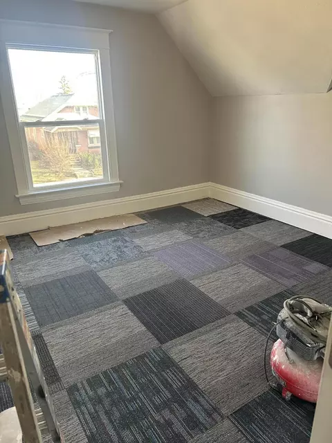 1428 Hayes, Racine, WI 53405
