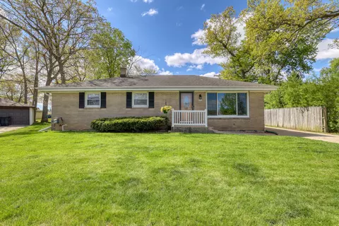 4420 S 37th, Greenfield, WI 53221