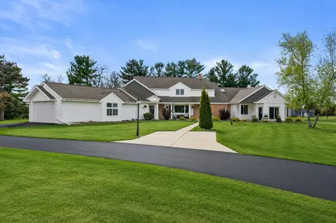 s90w34465 Whitetail, Eagle, WI 53119