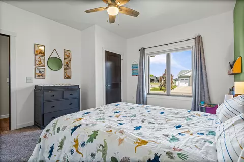 Bedroom - 648 Silver, Holmen, WI 54636 photo 6 of 10