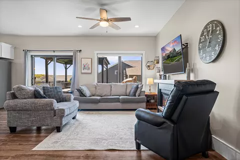 Living - 648 Silver, Holmen, WI 54636 photo 1 of 6