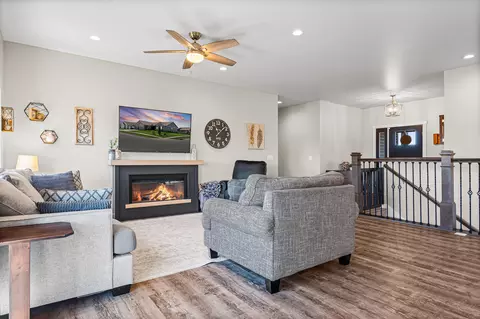 Living - 648 Silver, Holmen, WI 54636 photo 2 of 6
